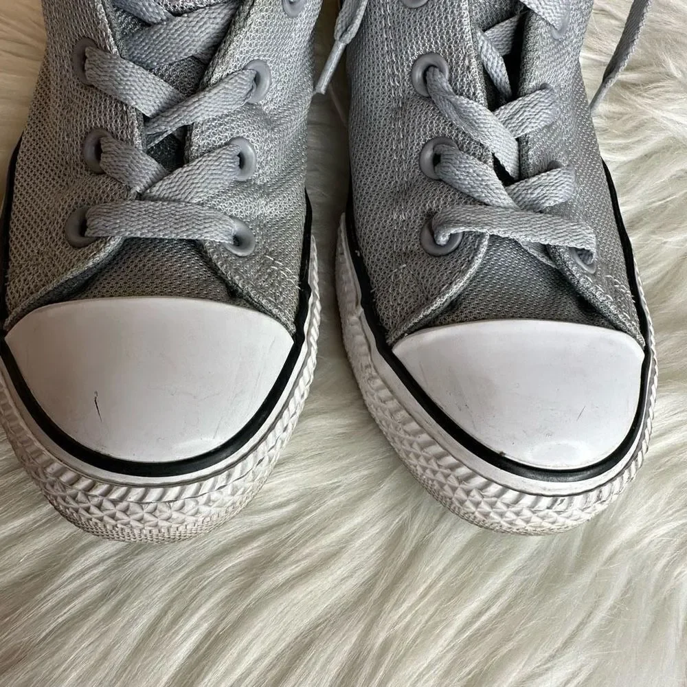 Converse Chuck Taylor All Stars Mid Tops Gray Size 3